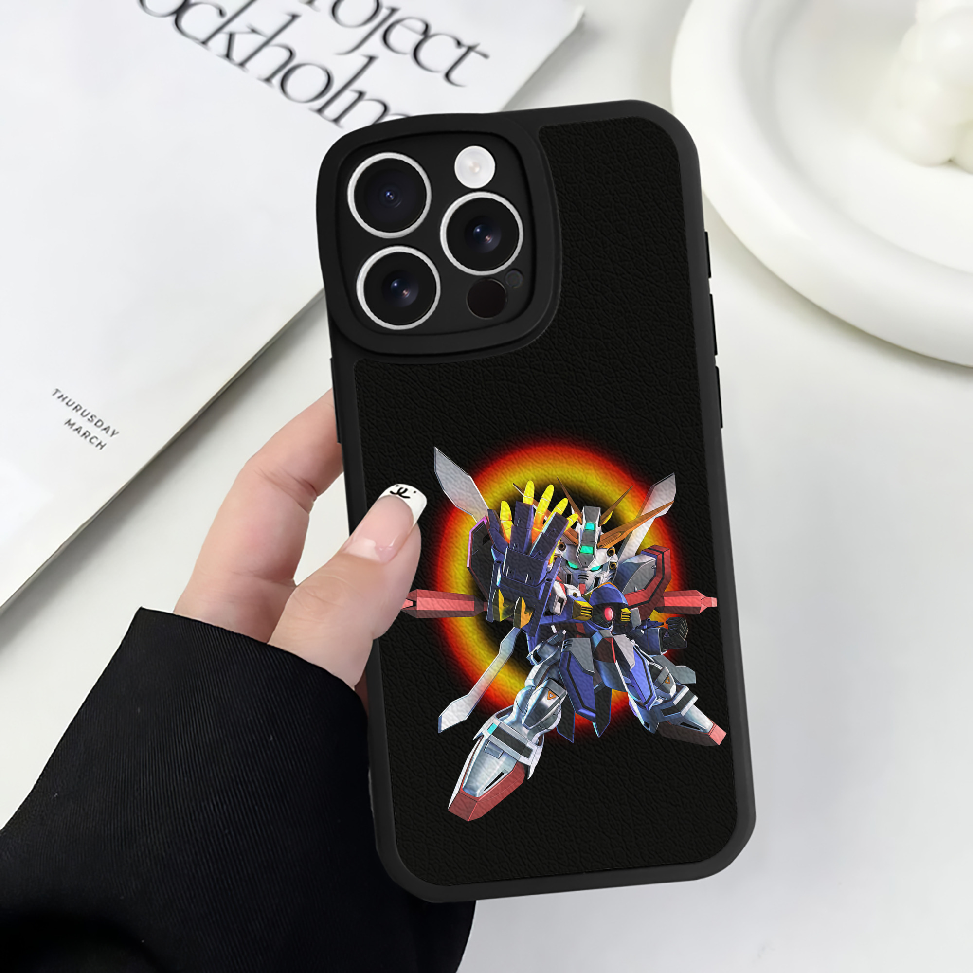 （画像用） 機動戦士ガンダム Mobile Suit Gundam 【iPhone 16シリーズ対応】シリコンスマホケース（レザー調） 材質：シリコン